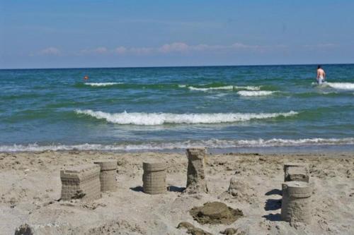 Studio Saturn Studio Saturn