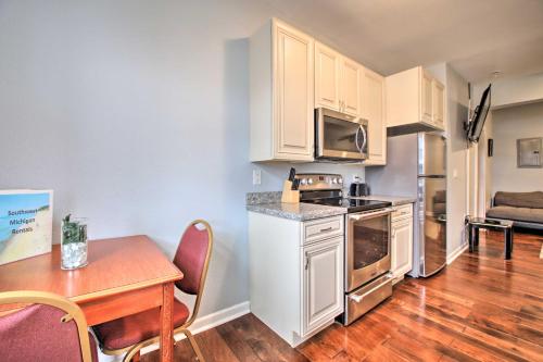 Bright Sawyer Apartment about 2 Mi to Lake Michigan! in Sawyer, USA
