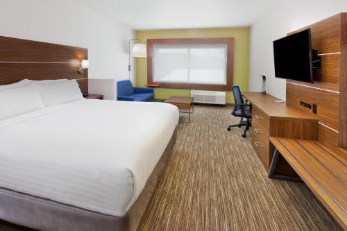 Holiday Inn Express & Suites - Cartersville