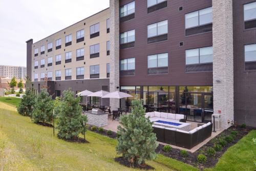Holiday Inn Express & Suites - Olathe West an IHG Hotel - image 9