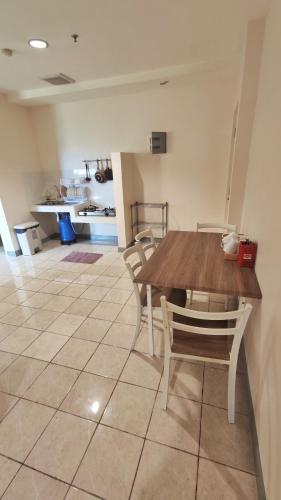 Three-Bedroom Apartment image 8