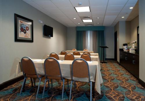 Holiday Inn Express Selinsgrove By IHG - 회의실/연회장