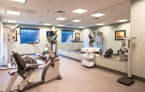 Holiday Inn Express Selinsgrove By IHG - 피트니스 센터