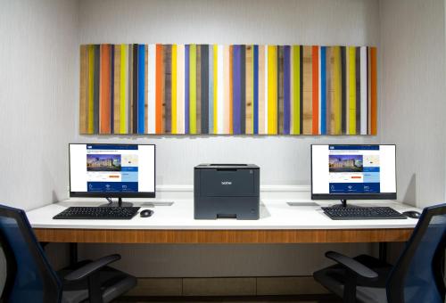 Holiday Inn Express Hotel & Suites Coon Rapids - Blaine Area by IHG in Coon Rapids, USA