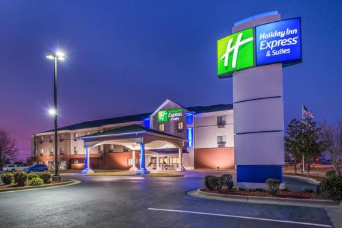. Holiday Inn Express Hotel & Suites Lonoke I-40, an IHG Hotel