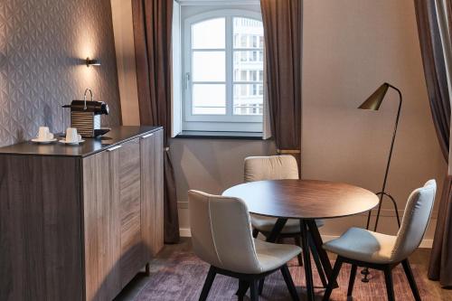 Steigenberger Hotel de Saxe - image 2