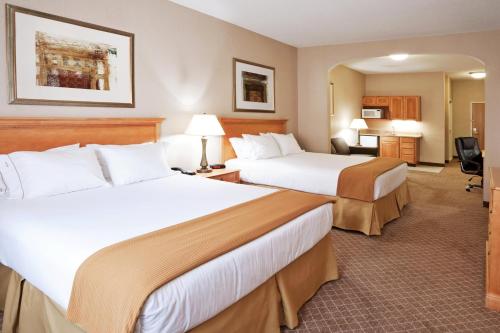 Holiday Inn Express Hotel & Suites Chesterfield - Selfridge Area, an IHG Hotel