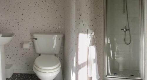 The Sunningdale - image 4