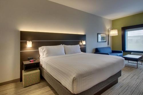 Holiday Inn Express Hotel & Suites Morris, an IHG Hotel