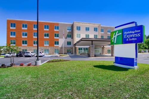 B&B Mobile - Holiday Inn Express & Suites Mobile - University Area, an IHG Hotel - Bed and Breakfast Mobile