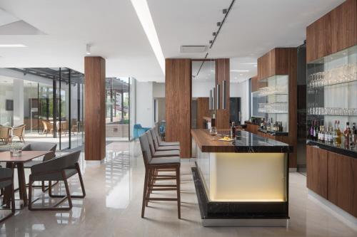 設施, 米蘭酒店 (Hotel Milan) in 帕拉