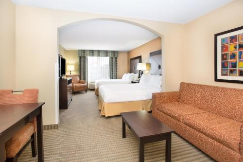 Holiday Inn Express Hotel & Suites Lexington