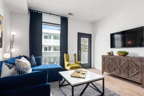 Illume - Gulch View Oasis - Penthouse Corner Unit condo - image 5
