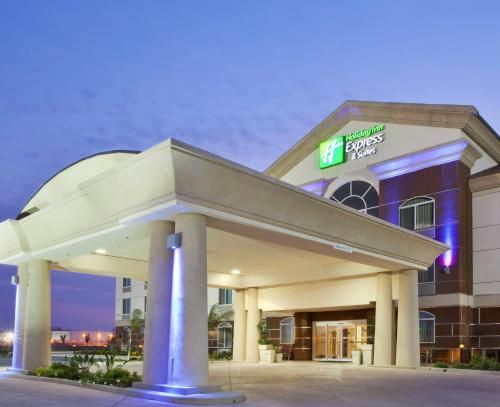 홀리데이 인 익스프레스 & 스위트 디누바 웨스트 바이 IHG - 숙소 외관