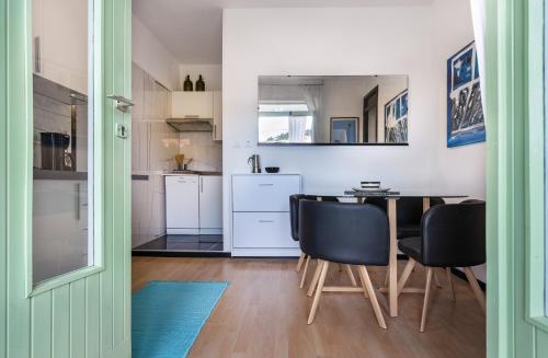 Konyha, 2BDR app, pet welcome, 999 in Rabac