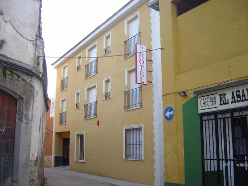 . HOTEL PLAZA