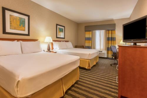 Holiday Inn Express Hotel & Suites Manteca, an IHG Hotel