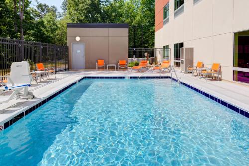 Holiday Inn Express & Suites - King George - Dahlgren, an IHG Hotel