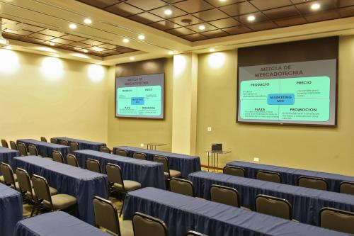 홀리데이 인 익스프레스 & 스위트 멕시칼리 바이 IHG - 회의실/연회장