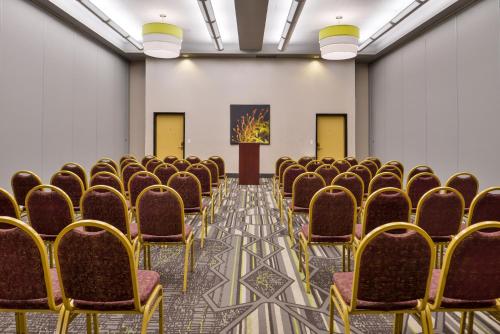 Holiday Inn Express Hotel & Suites Elk Grove Ctrl - Sacramento S By IHG - 회의실/연회장
