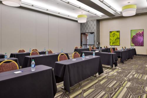 Holiday Inn Express Hotel & Suites Elk Grove Ctrl - Sacramento S By IHG - 회의실/연회장