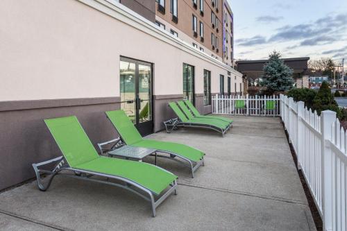 Holiday Inn Express Hotel & Suites Providence-Woonsocket by IHG in Woonsocket, USA