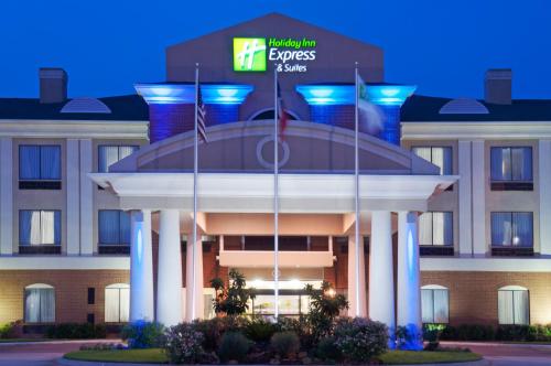 Holiday Inn Express Hotel and Suites Orange an IHG Hotel - image 3