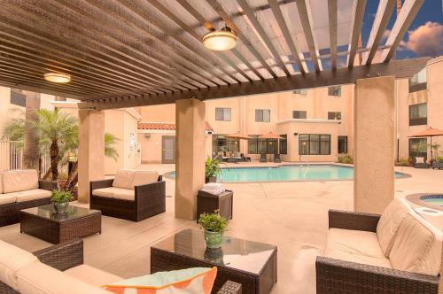 Holiday Inn Express Hotel & Suites Carlsbad Beach, an IHG Hotel