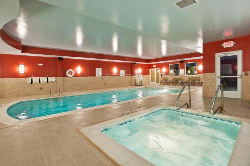 Holiday Inn Express & Suites Dayton South - I-675, an IHG Hotel