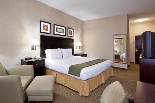 Holiday Inn Express Hotel & Suites Cleveland-Streetsboro, an IHG Hotel