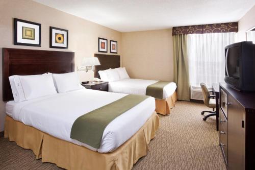 Holiday Inn Express Hotel & Suites Cleveland-Streetsboro, an IHG Hotel