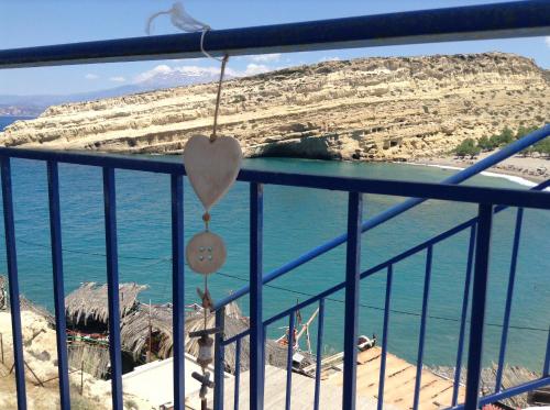 Matala Blue, Matala
