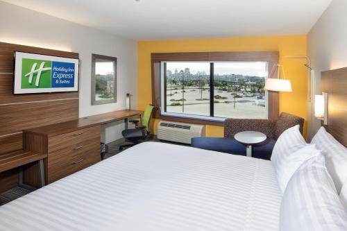 Holiday Inn Express & Suites East Peoria - Riverfront in East Peoria (IL)