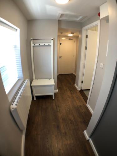 Beach Haven Apartments - image 6