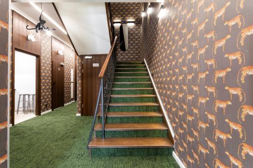 Forrest Apartments & Hostel 4