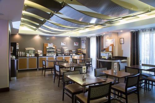 Holiday Inn Express & Suites - Oxford, an IHG Hotel