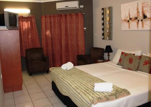 room detail thumbnail 2