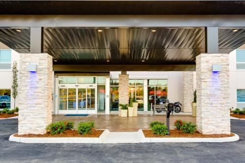 Holiday Inn Express & Suites Russellville, an IHG Hotel in Russellville, USA