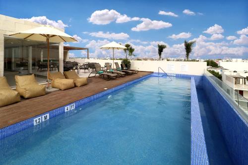 Holiday Inn Express & Suites - Playa del Carmen, an IHG Hotel