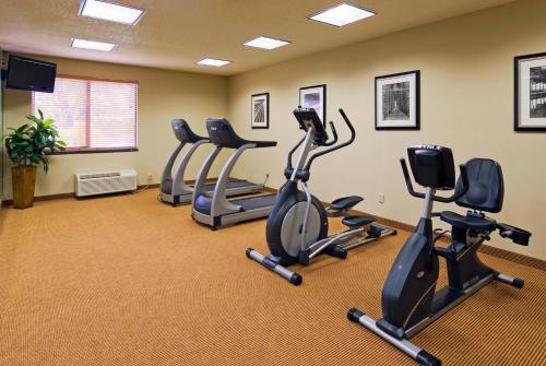 Holiday Inn Express Hotel & Suites Kendall East-Miami an IHG Hotel - image 5