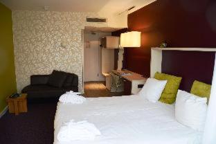 Amrâth Airport Hotel Rotterdam, Роттердам (фото 10)