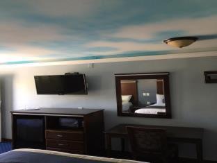 Hollywood Palms Inns & Suites, Лос-Анджелес (фото 6)