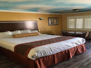 Hollywood Palms Inns & Suites, Лос-Анджелес (фото 8)