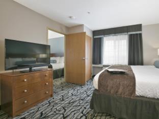 Suite with Two King Beds and Sofa Bed - Disability Access