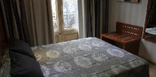 Ramblas Hotel - image 11