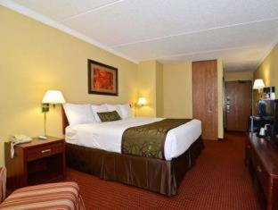 Best Western Waukesha Grand