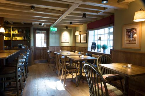 Red Lion Inn - image 14