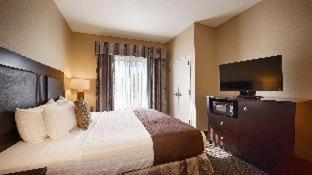 Best Western Plus Castlerock Inn and Suites