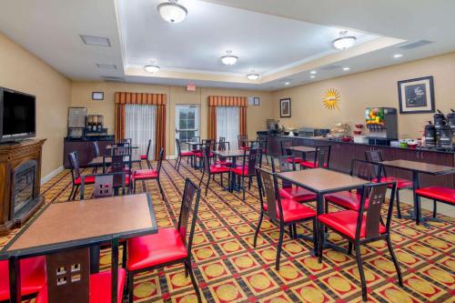 La Quinta Inn & Suites by Wyndham Macon West