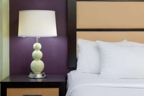 La Quinta Inn & Suites by Wyndham Hinesville - Fort Stewart